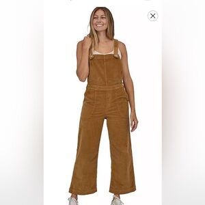 Patagonia size 10 Organic Corduroy Jumpsuit- moss green EUC